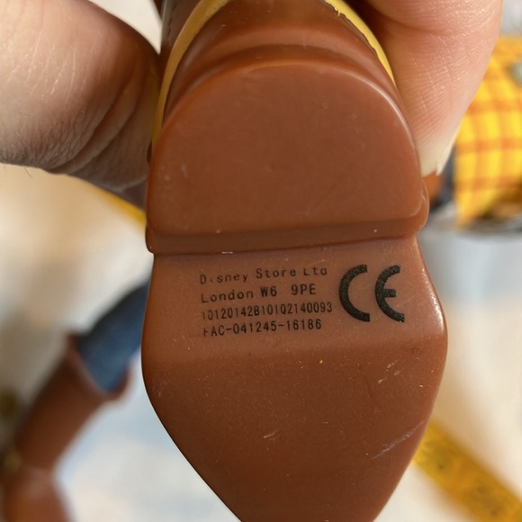 Woody Disney Toy Story Pull String Woody 15 inch Talking Action Figure - No Hat - Picture 6 of 7